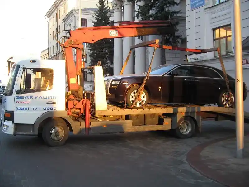 Mercedes 817