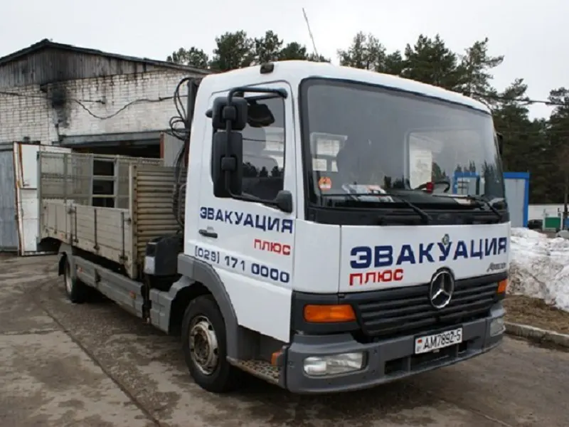 Mercedes 817