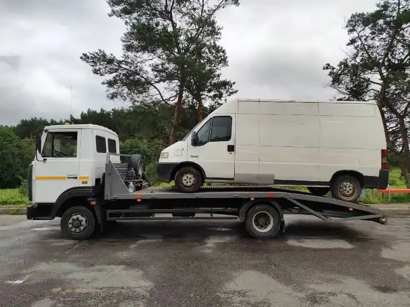 МАЗ-4370