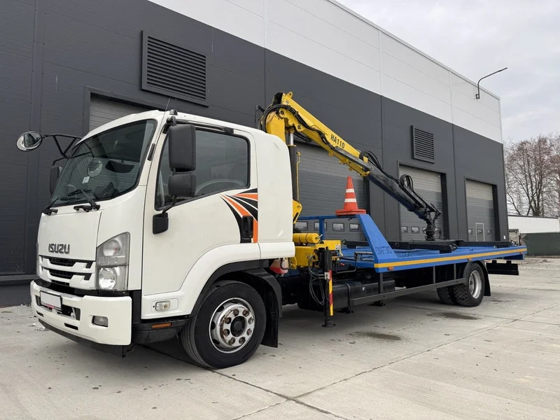 Isuzu